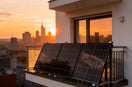 Balkonkraftwerk am Glas- oder Mauerbalkon: Flexible Solarmodule oder Glas-Glas-Module?